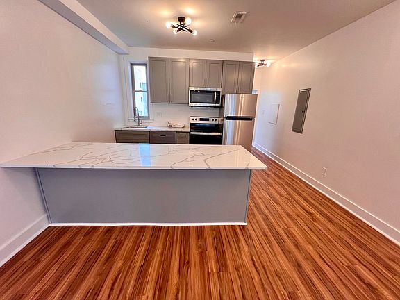 5th image of 1745 N Gratz St #2