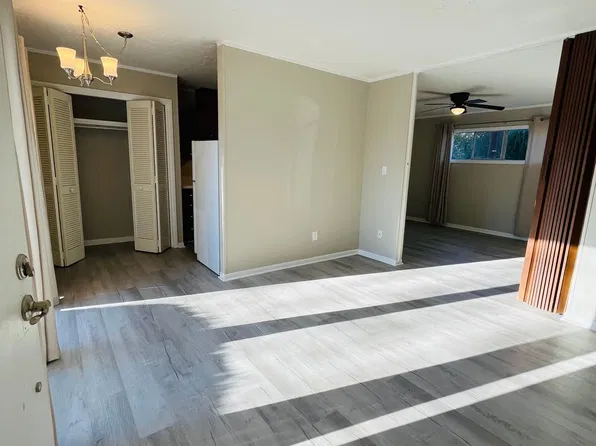 Willow Terrace Apartments Coming Soon Downstairs 1-Bedroom Apartment In Erwin!, 218 N Willow Ave #2, Erwin, TN 37650