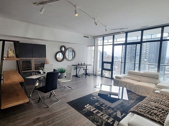 3rd image of 33 Charles St E #2706