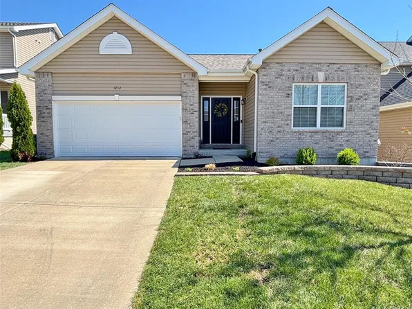 5242 Footpath Ct, Eureka, MO 63025