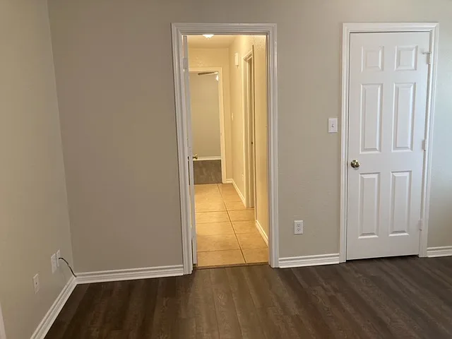 310 Westview Ln — Photo 13
