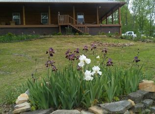 900 Wades Branch Rd, Centerville, TN 37033