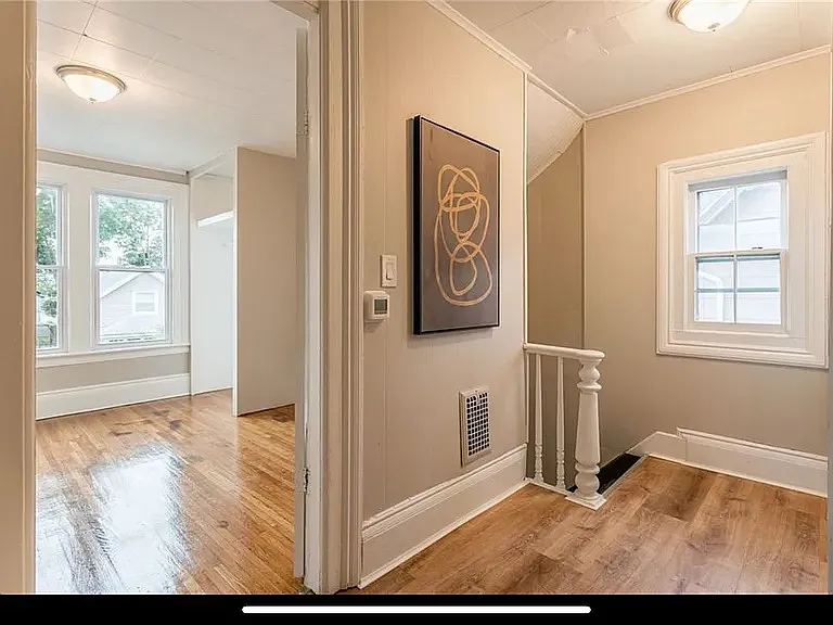 31 Woodlawn St — Photo 25