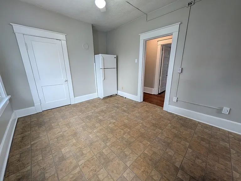 101 Thomas Rd #A — Photo 11