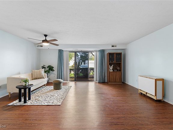 4th image of 2935 N Bay Dr APT H10