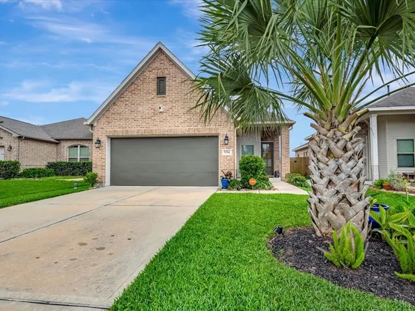 5314 Abbeville Ct, Dickinson, TX 77539