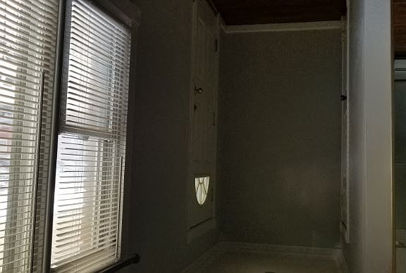 3rd image of 416 Virginia Ave #2