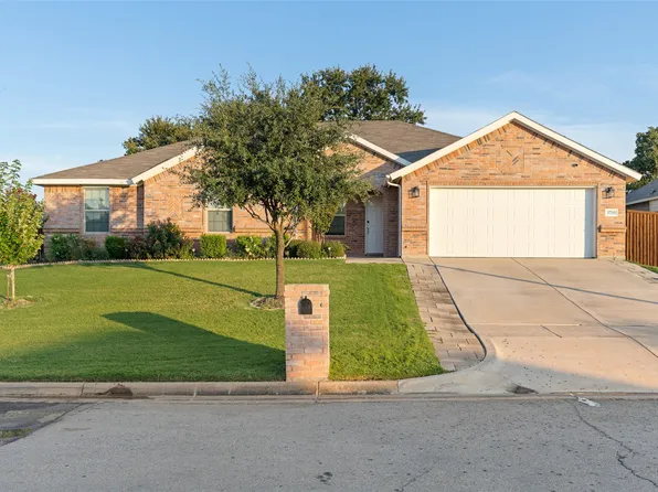 3733 Cecelia Ln, Forest Hill, TX 76140