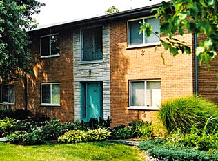 3723 Hickory House Ln APT 4, Saint Louis, MO 63125