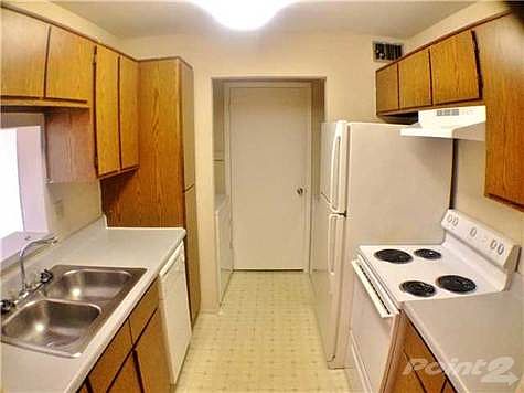 4th image of 4052 NW 87th Ave