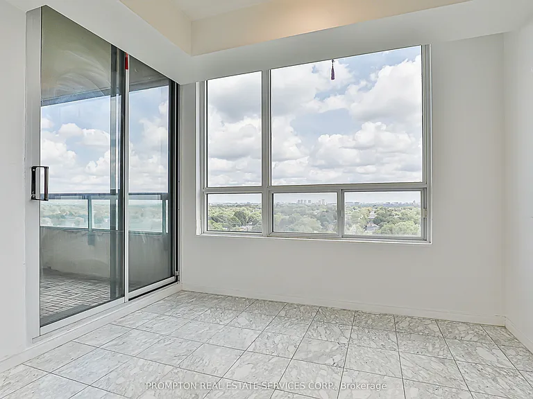 238 Doris Ave #2009 — Photo 35