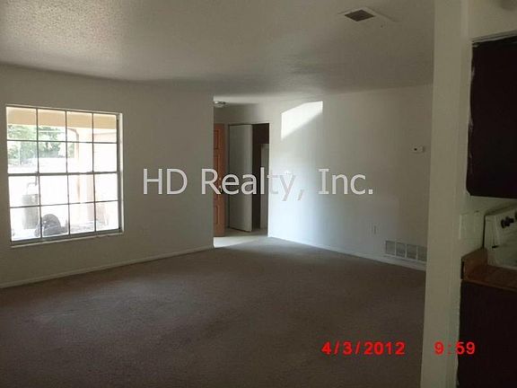 3rd image of 1030 North St
