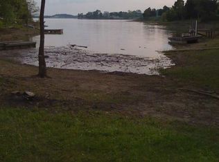 961 Lake Ridge Dr, Dandridge, TN 37725