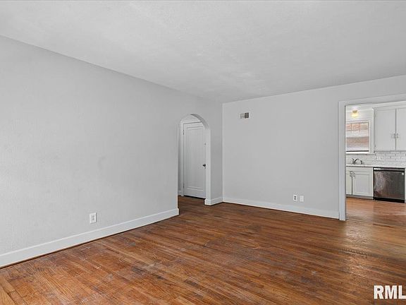 4th image of 2524 S 6th St