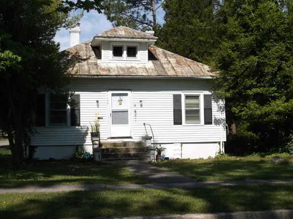 1100 College St, Kinston, NC 28501