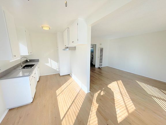 2nd image of 2509 W Imperial Hwy APT 4
