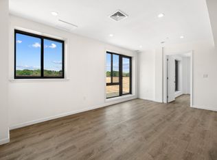 214-10 15th Ave #4A, Bayside, NY 11360