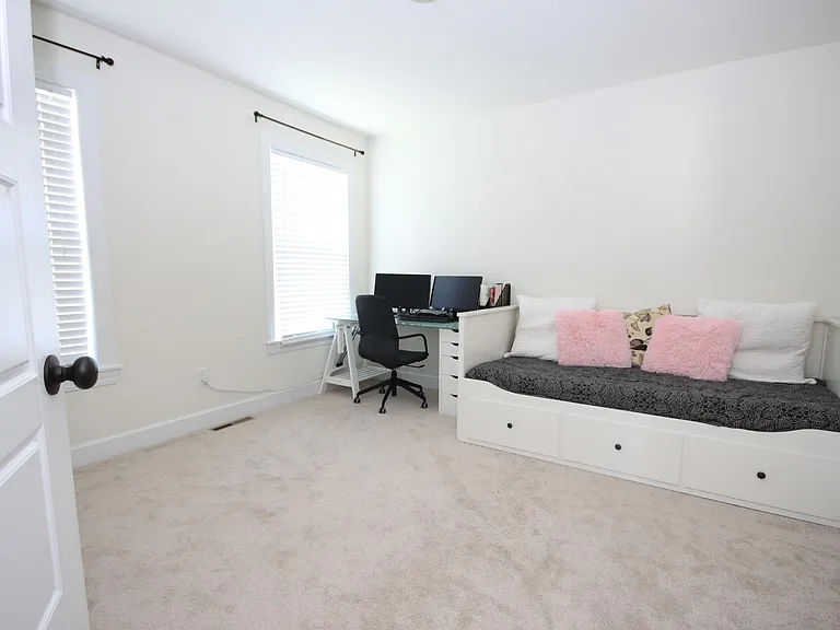 13 Vettura Ct — Photo 25