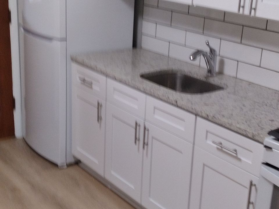2nd image of 4712 N Olcott Ave #1W