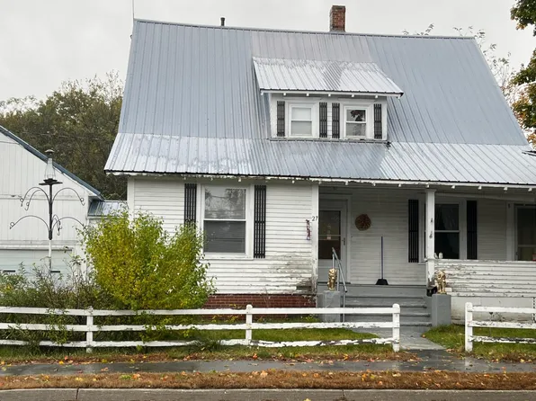 27 Main Street, Standish, ME 04085