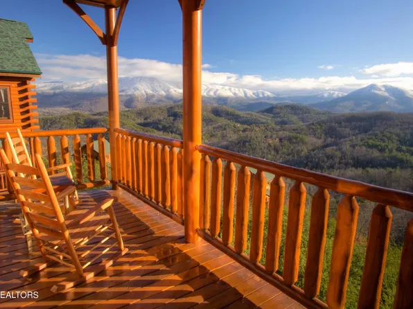 3115 Lakeview Lodge Dr #188, Sevierville, TN 37862