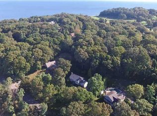 112 Makamah Rd, Northport, NY 11768