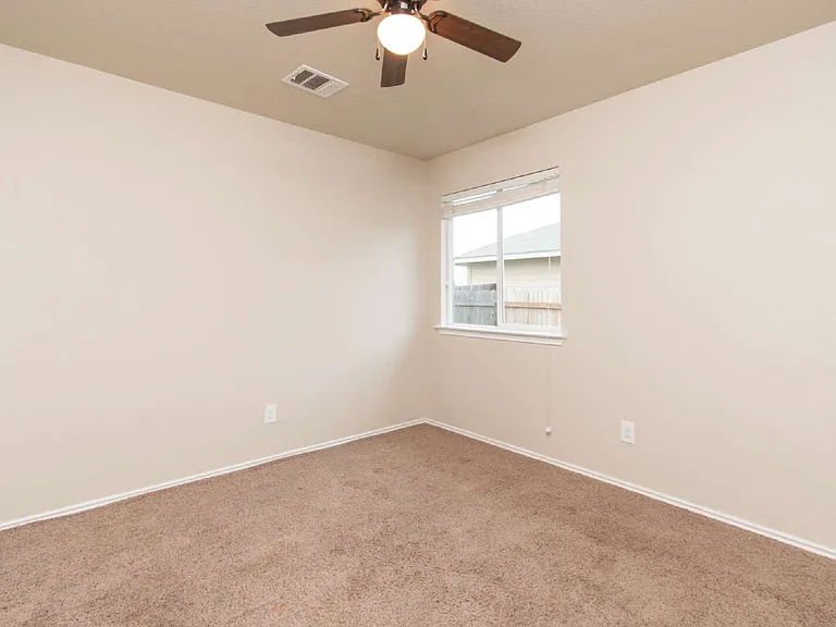 5409 Rimes Ct — Photo 18