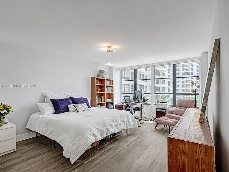 600 Three Islands Blvd — Photo 11