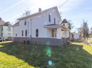 1327 N Gaines St, Davenport, IA