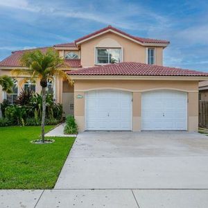 341 W Royal Cove Cir, Fort Lauderdale, FL, 33325