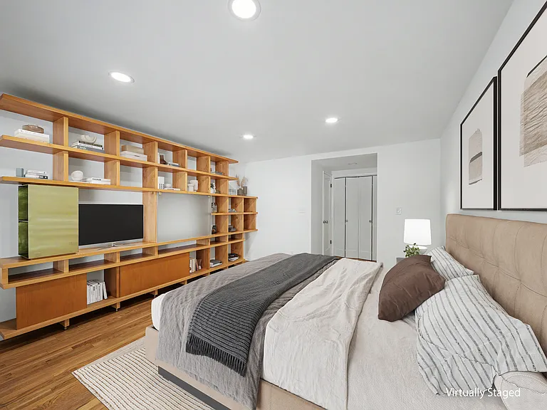 10424 Oletha Ln — Photo 33