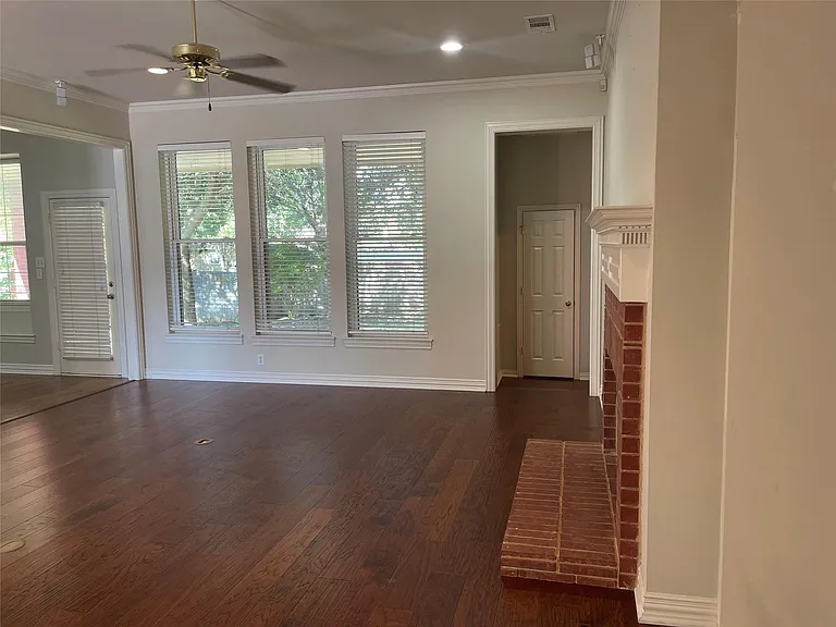 716 Ticonderoga Dr — Photo 11