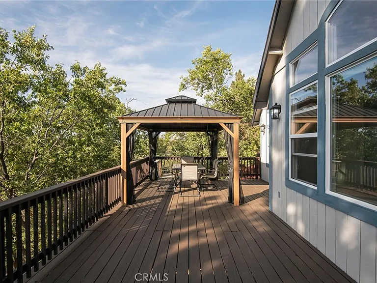 1477 Sequoia Dr — Photo 18