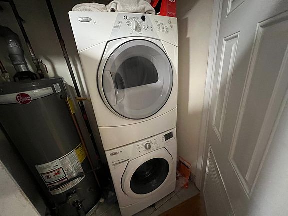 5th image of 2942 N Lincoln Ave APT 2S