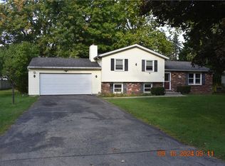 17 Shelly Rd, Livonia, NY 14487