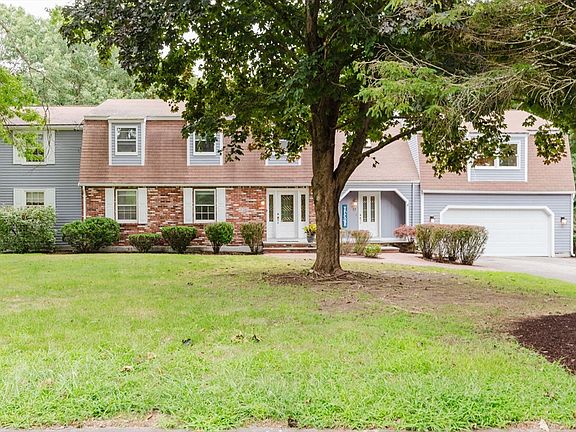 2nd image of 17 Ramblewood Dr