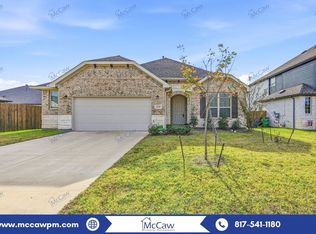 2335 High Plain Ln, Waxahachie, TX 75167