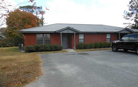 1st image of 198 SW Cannon Creek Dr #101