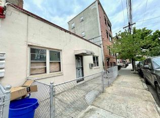 640 Bloomfield St, Hoboken, NJ 07030