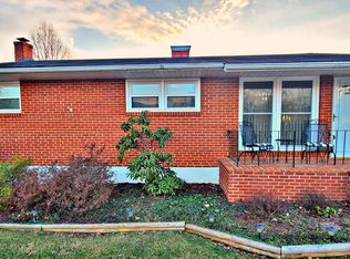 5120 Hazelridge Rd NW, Roanoke, VA 24012