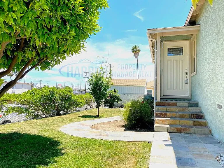 25719 Belle Porte Ave — Photo 2
