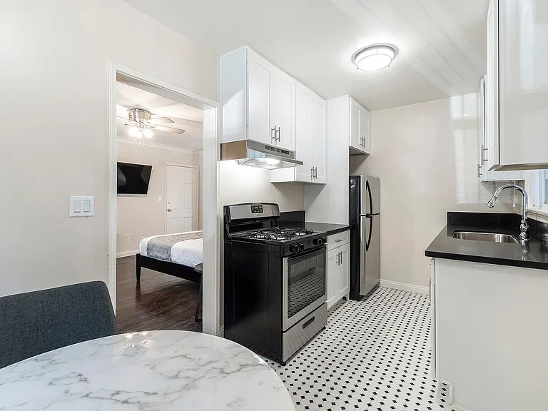 THE NORM @ 750 Normandie Ave — Photo 16