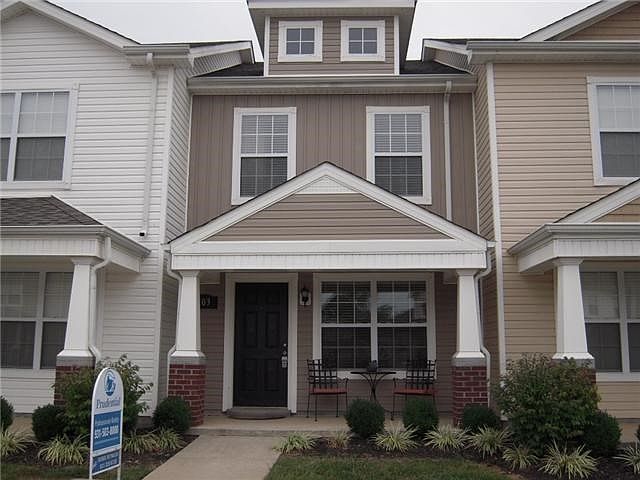 1st image of 168 Alexander Blvd #168