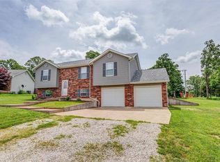 14198 Hopi Ln, Dixon, MO 65459