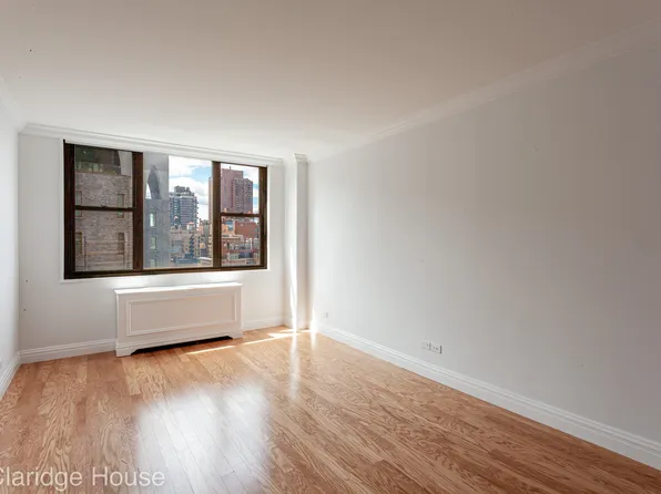 201 East 87th Street image 1 of 7