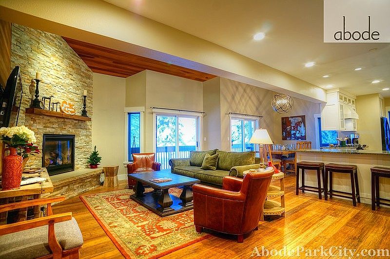 1st image of 1651 Lakeside Cir