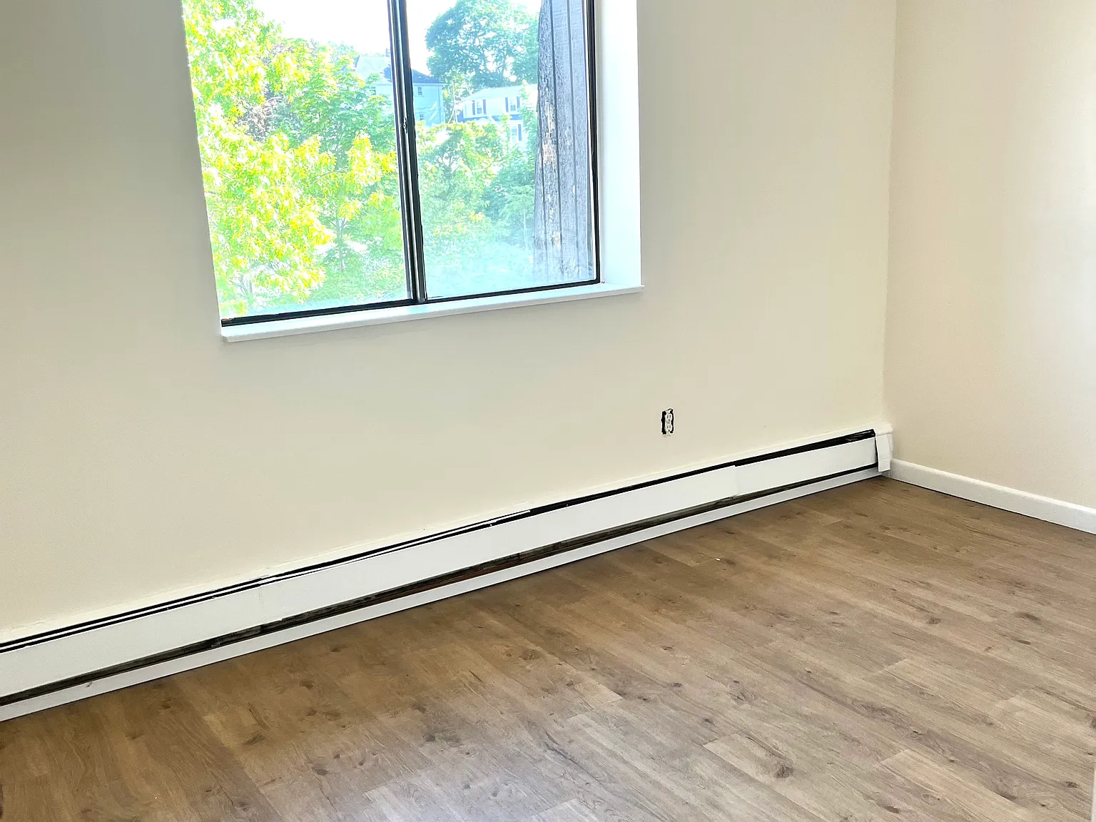 2 bed, 700 sqft, $2,495 — Photo 3