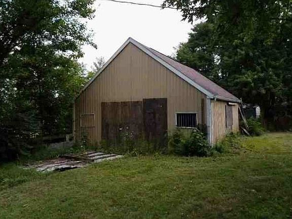 4th image of 7616 Brush Lake Rd