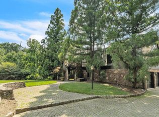 325 Fern Dell, Saddle River, NJ 07458