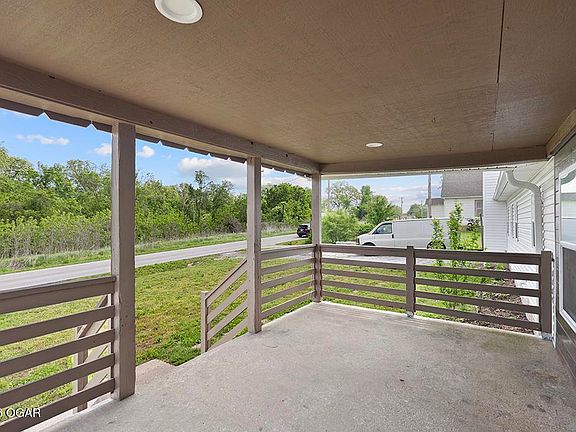4th image of 13323 Palm Rd